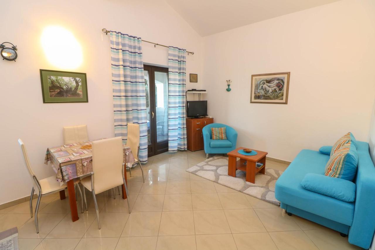 Apartments Blue And Green With Balcony Baška Exterior foto