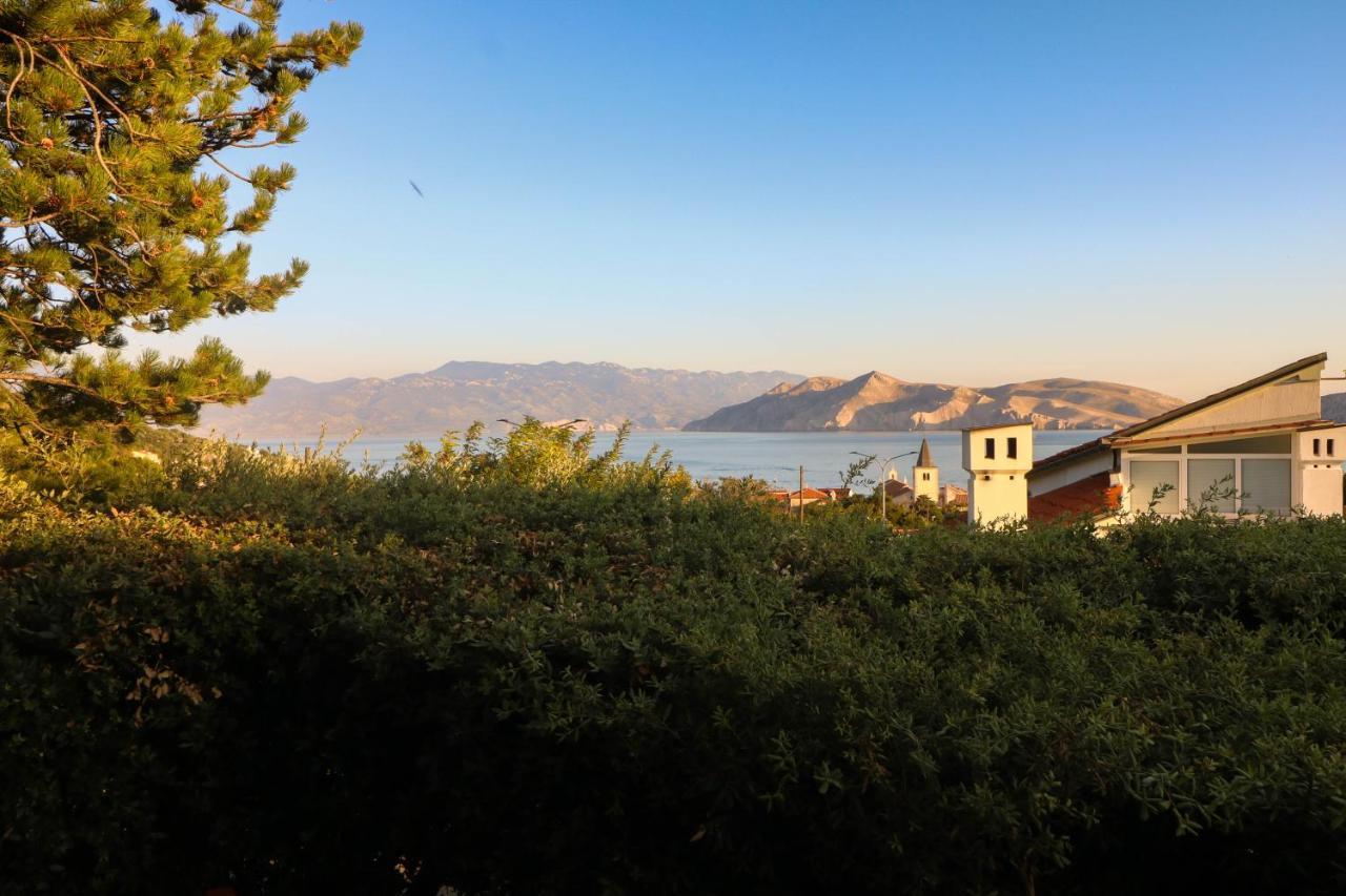 Apartments Blue And Green With Balcony Baška Exterior foto